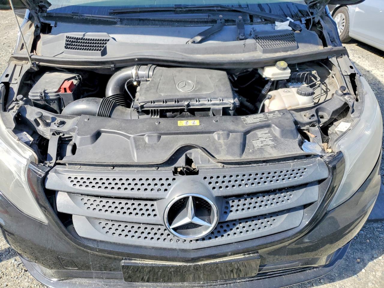 2016 MERCEDES BENZ METRIS