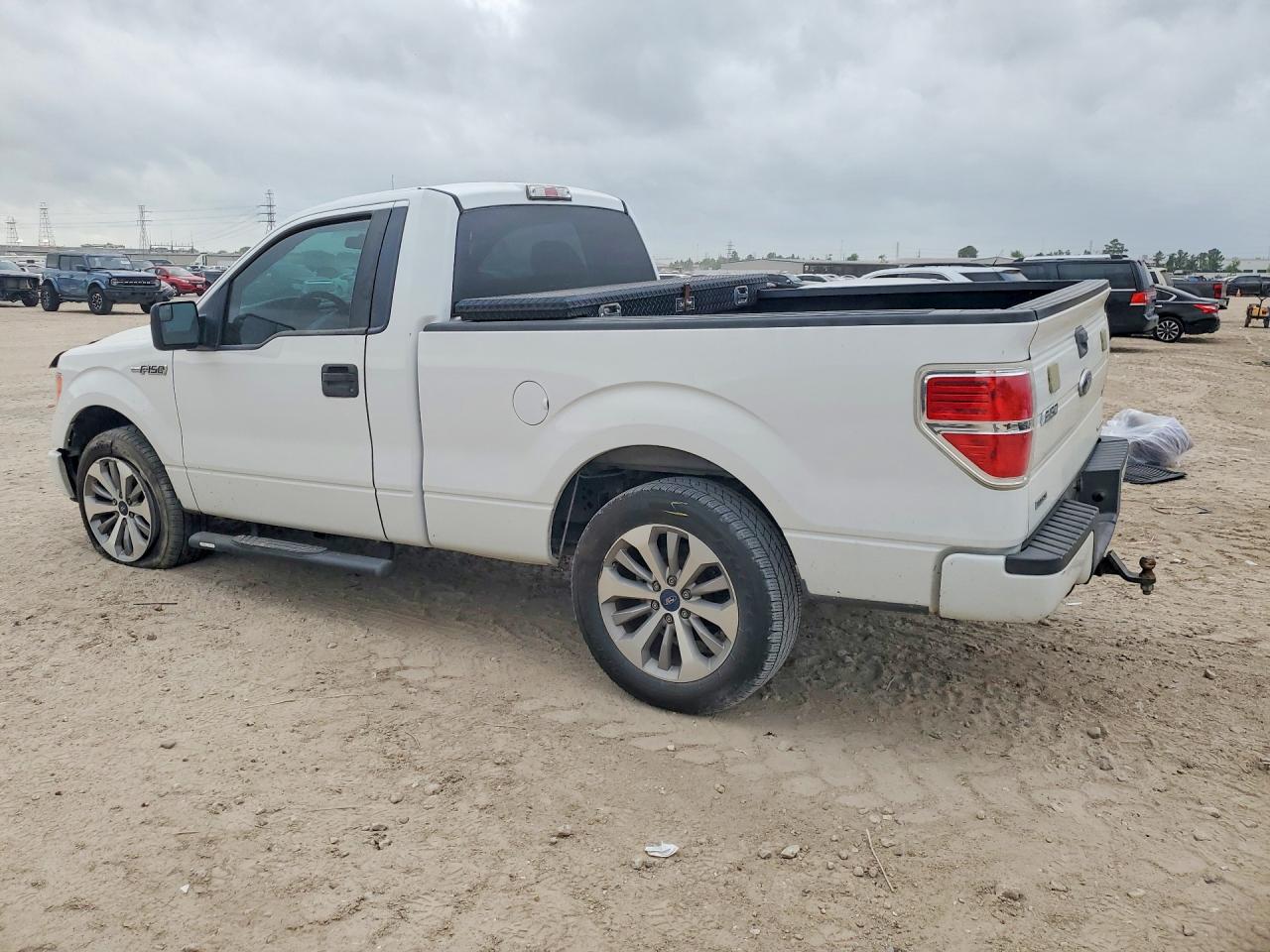2011 FORD F150