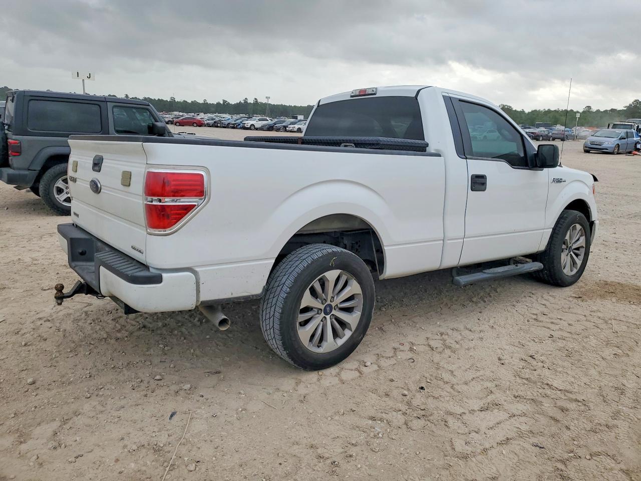 2011 FORD F150