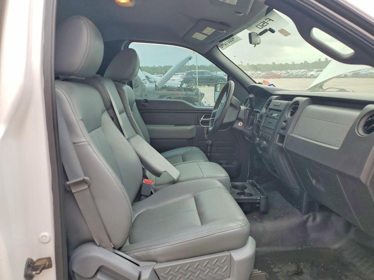 2011 FORD F150