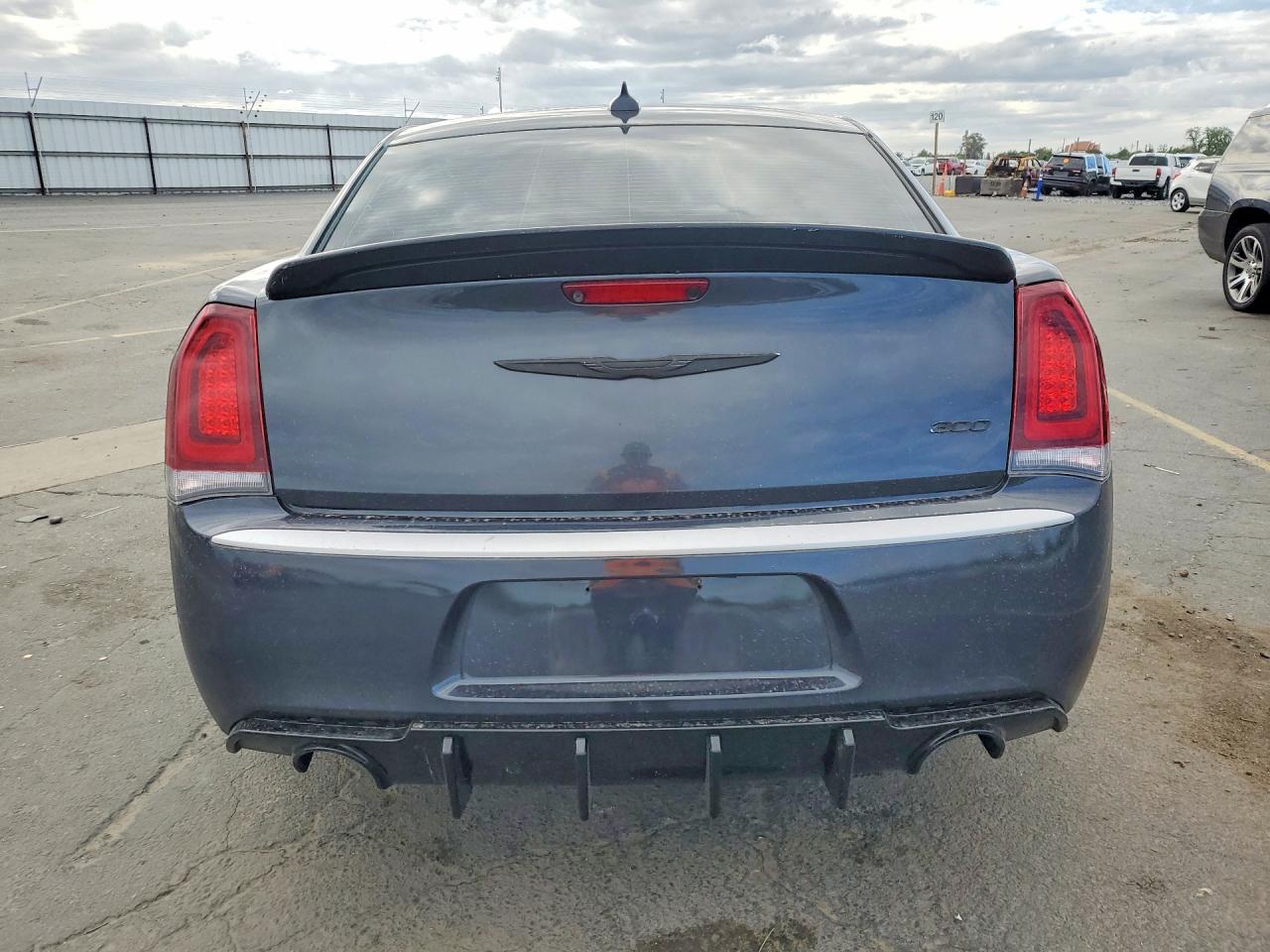 2016 CHRYSLER 300