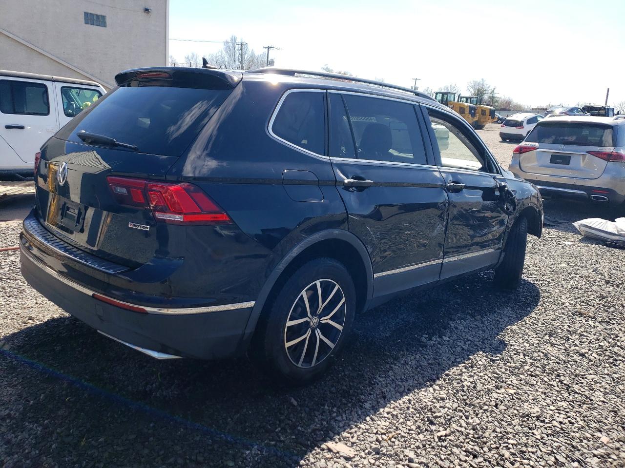 2021 VOLKSWAGEN TIGUAN