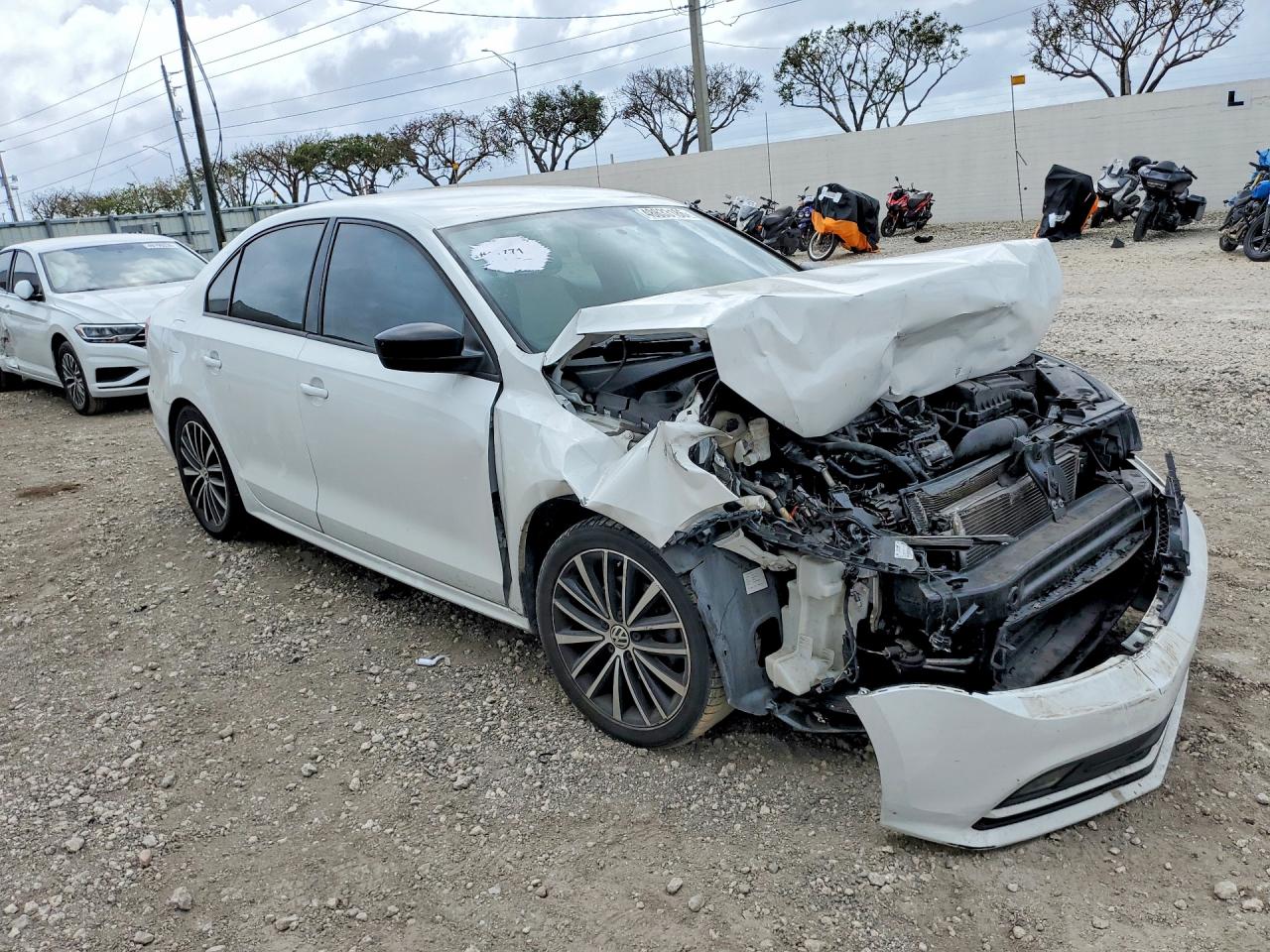 2016 VOLKSWAGEN JETTA