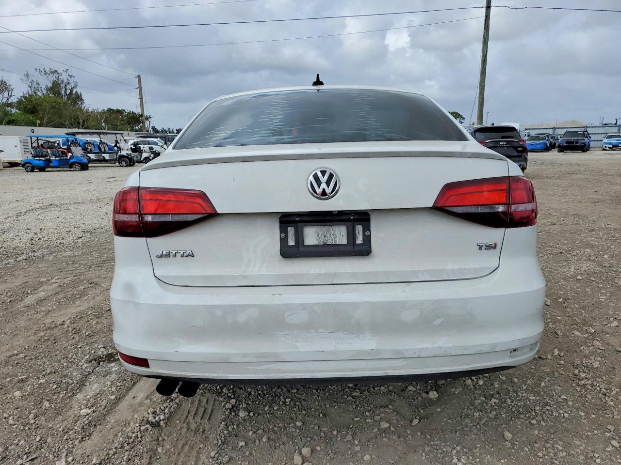 2016 VOLKSWAGEN JETTA
