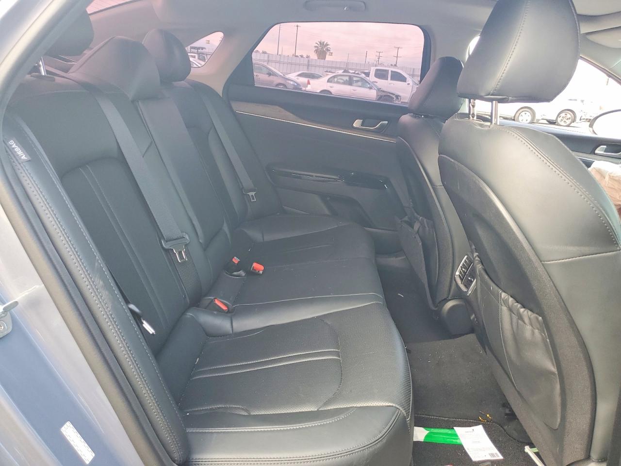 2022 KIA K5