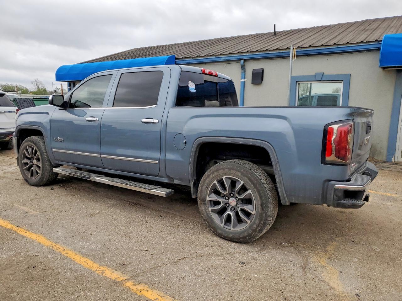 2016 GMC SIERRA