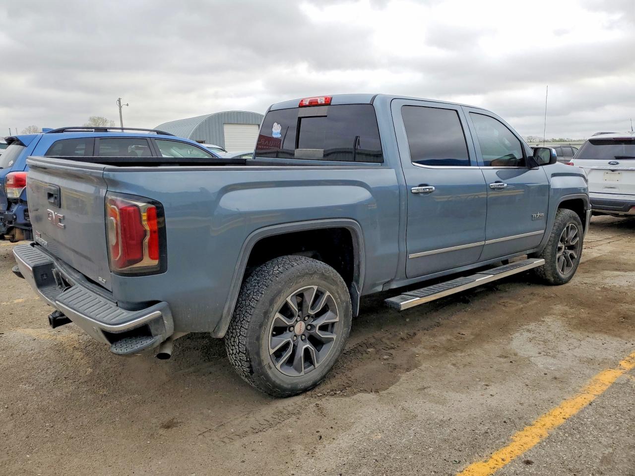 2016 GMC SIERRA