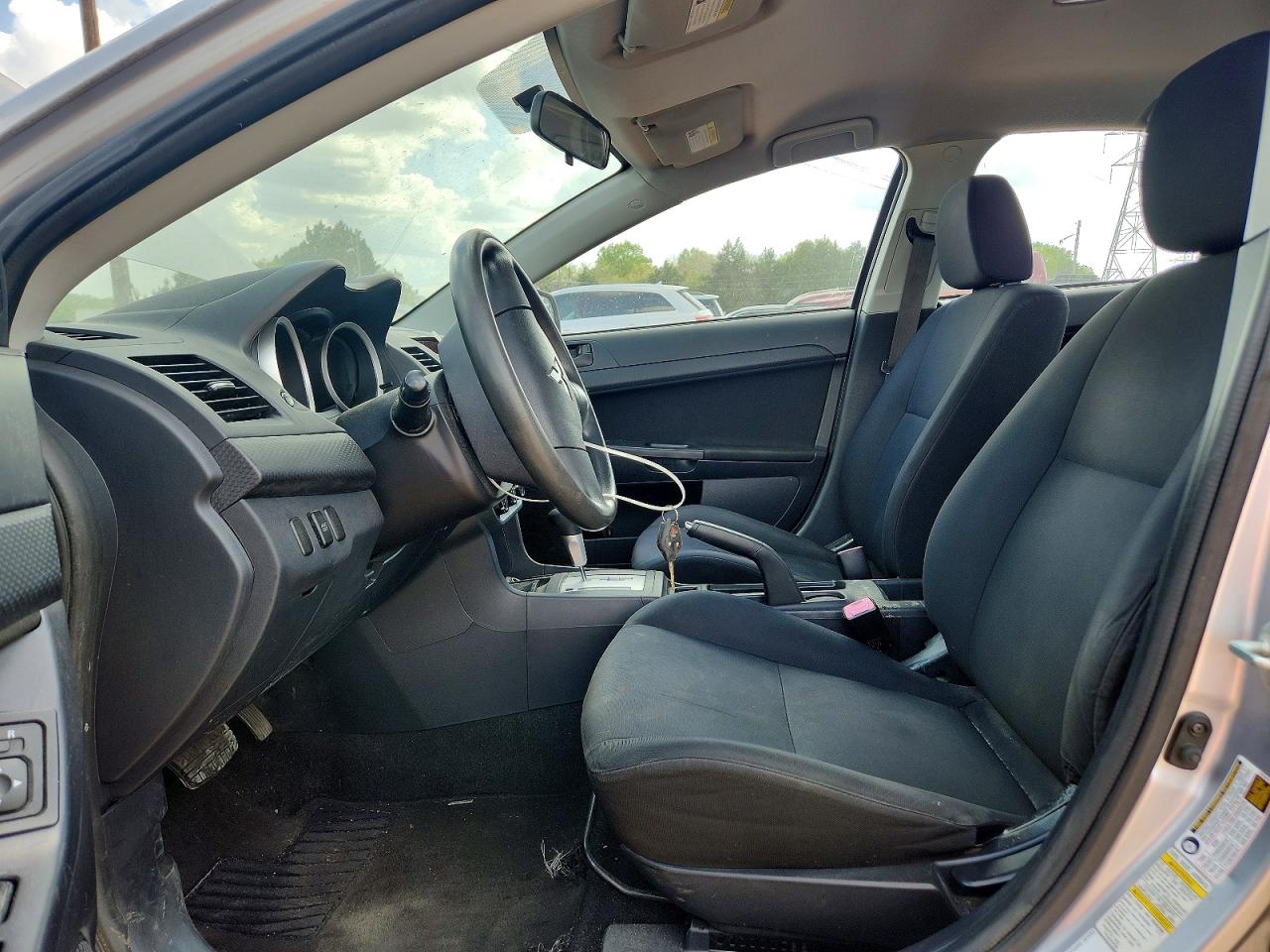 2010 MITSUBISHI LANCER