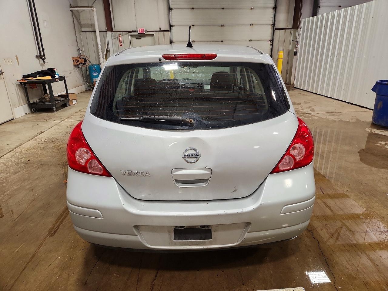 2012 NISSAN VERSA