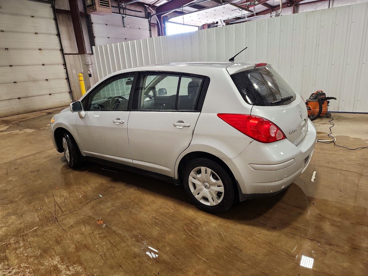 2012 NISSAN VERSA