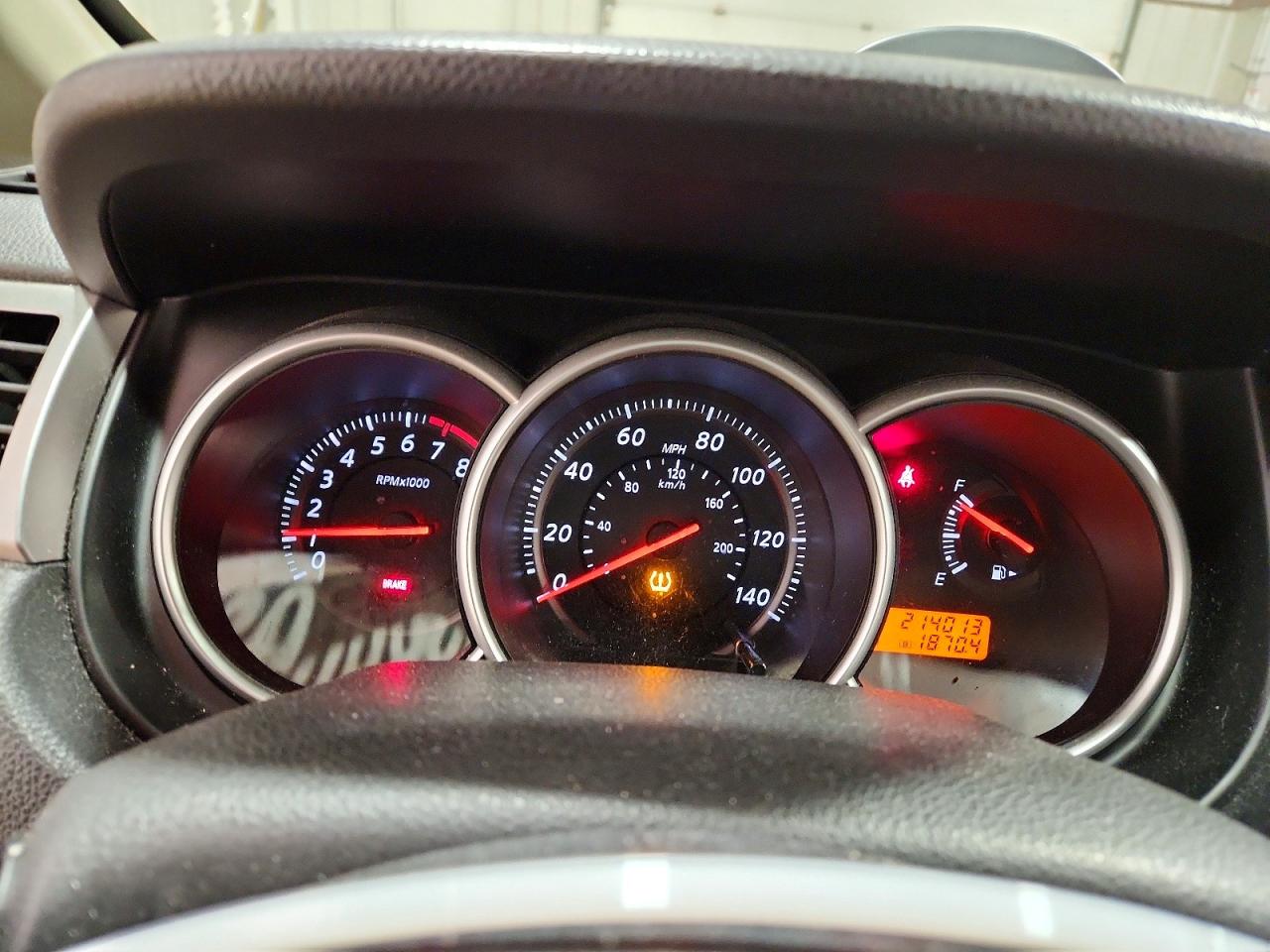 2012 NISSAN VERSA