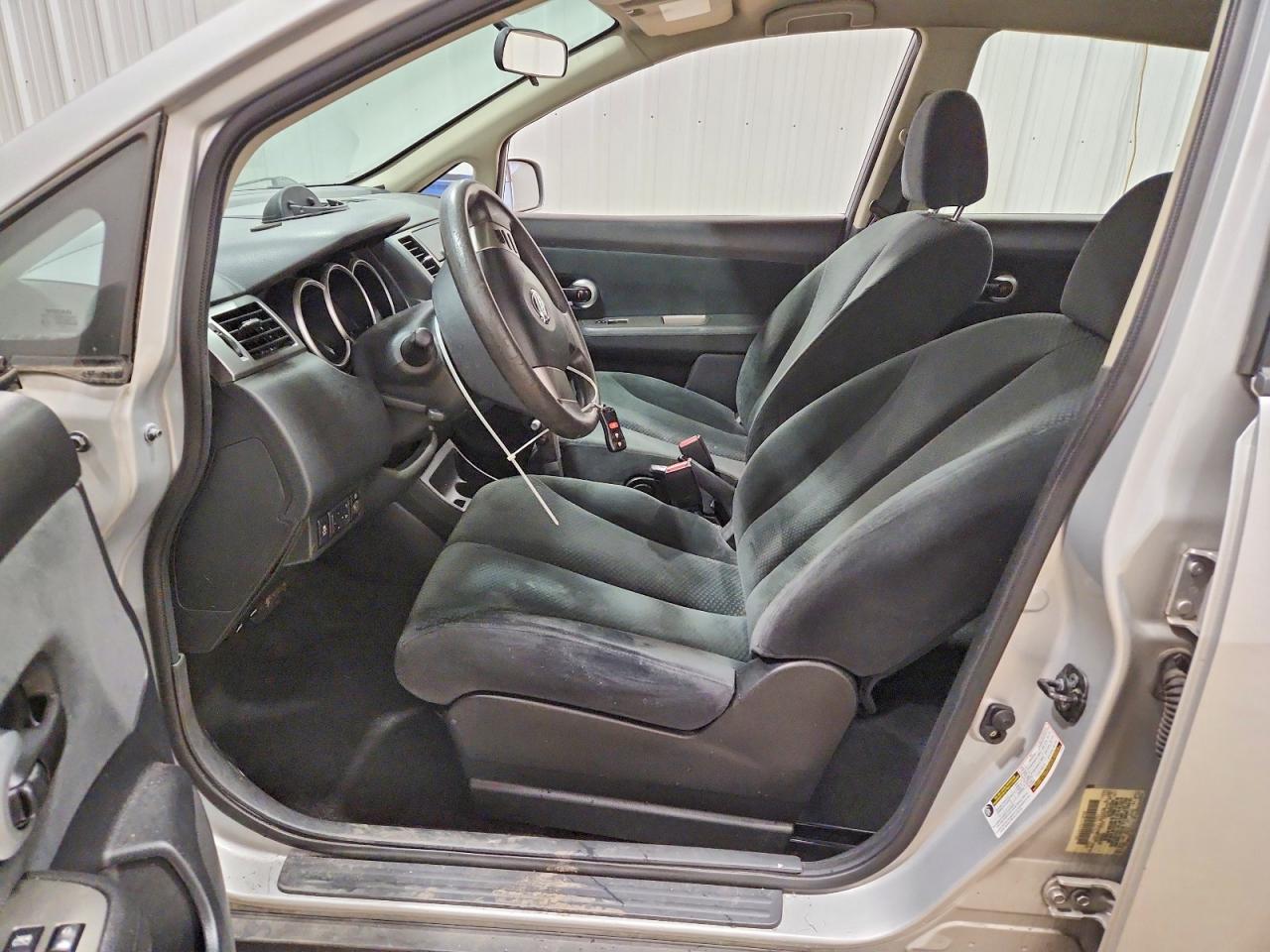 2012 NISSAN VERSA