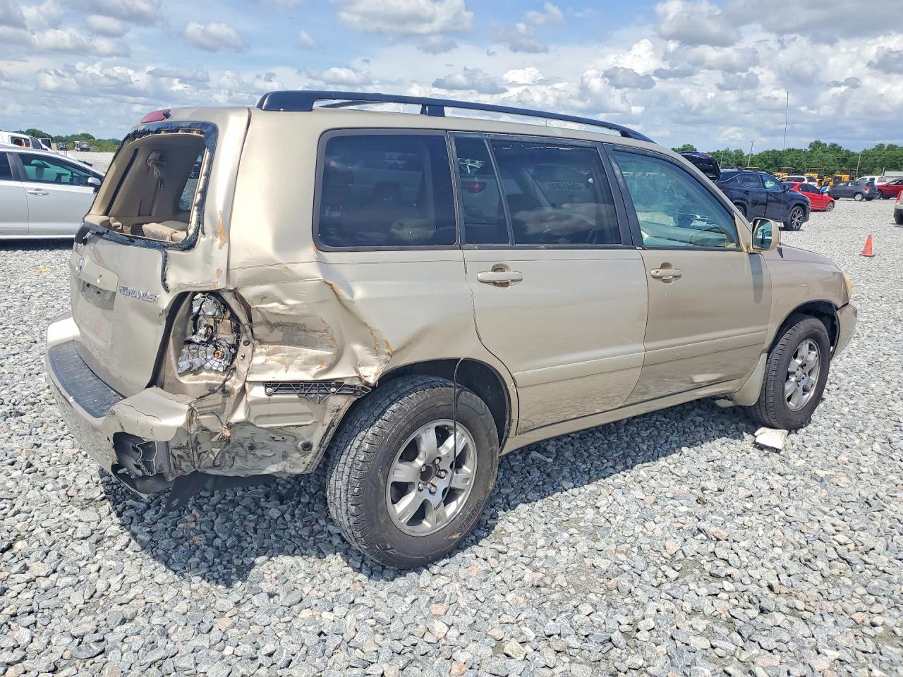 2004 TOYO HIGHLANDER