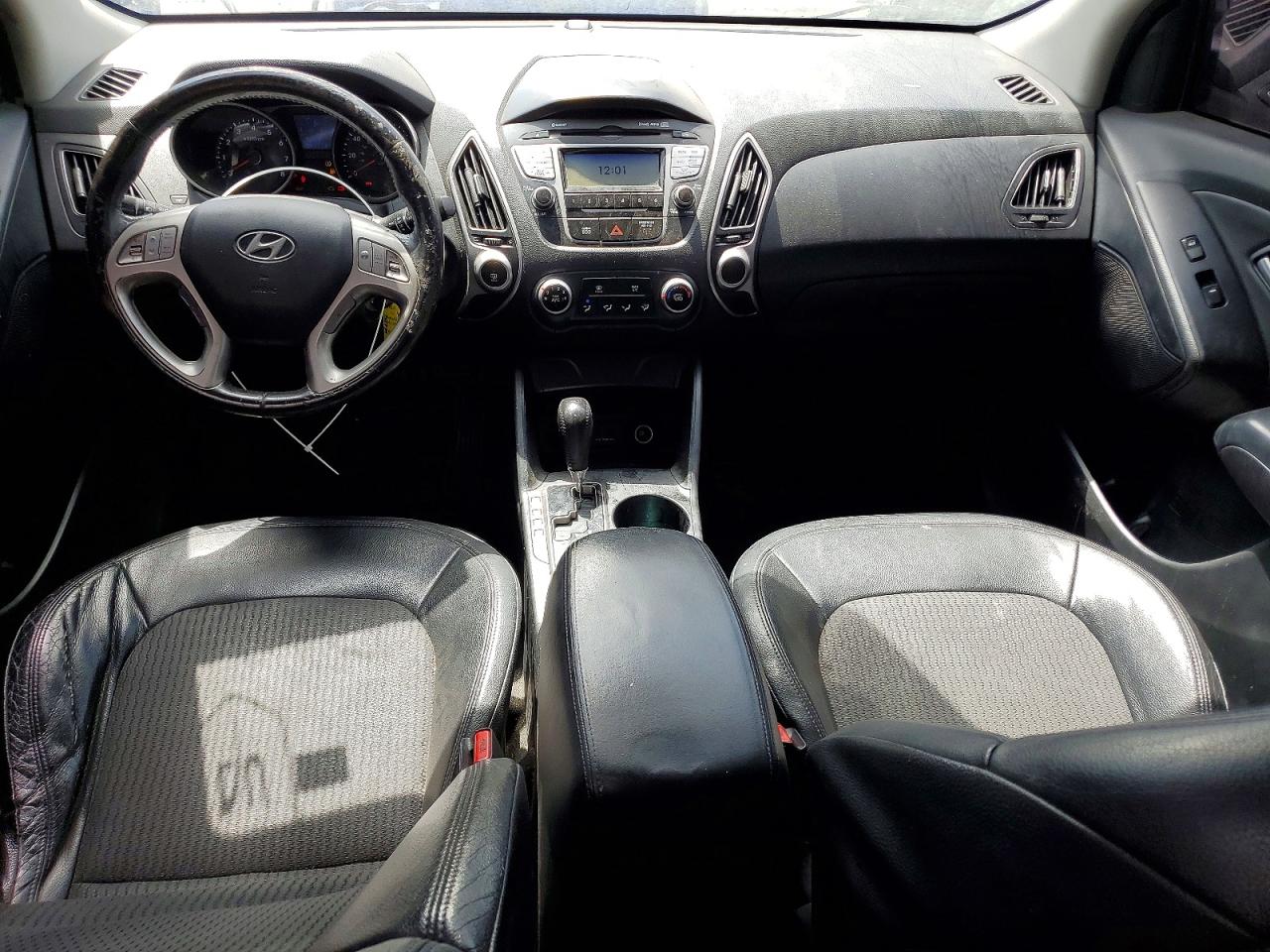 2012 HYUNDAI TUCSON