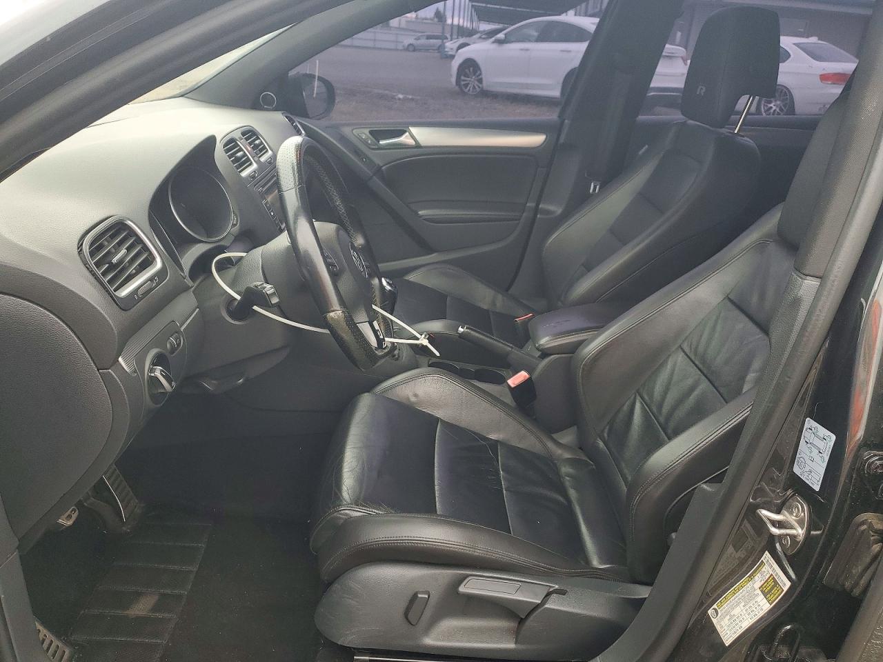 2013 VOLKSWAGEN GOLF