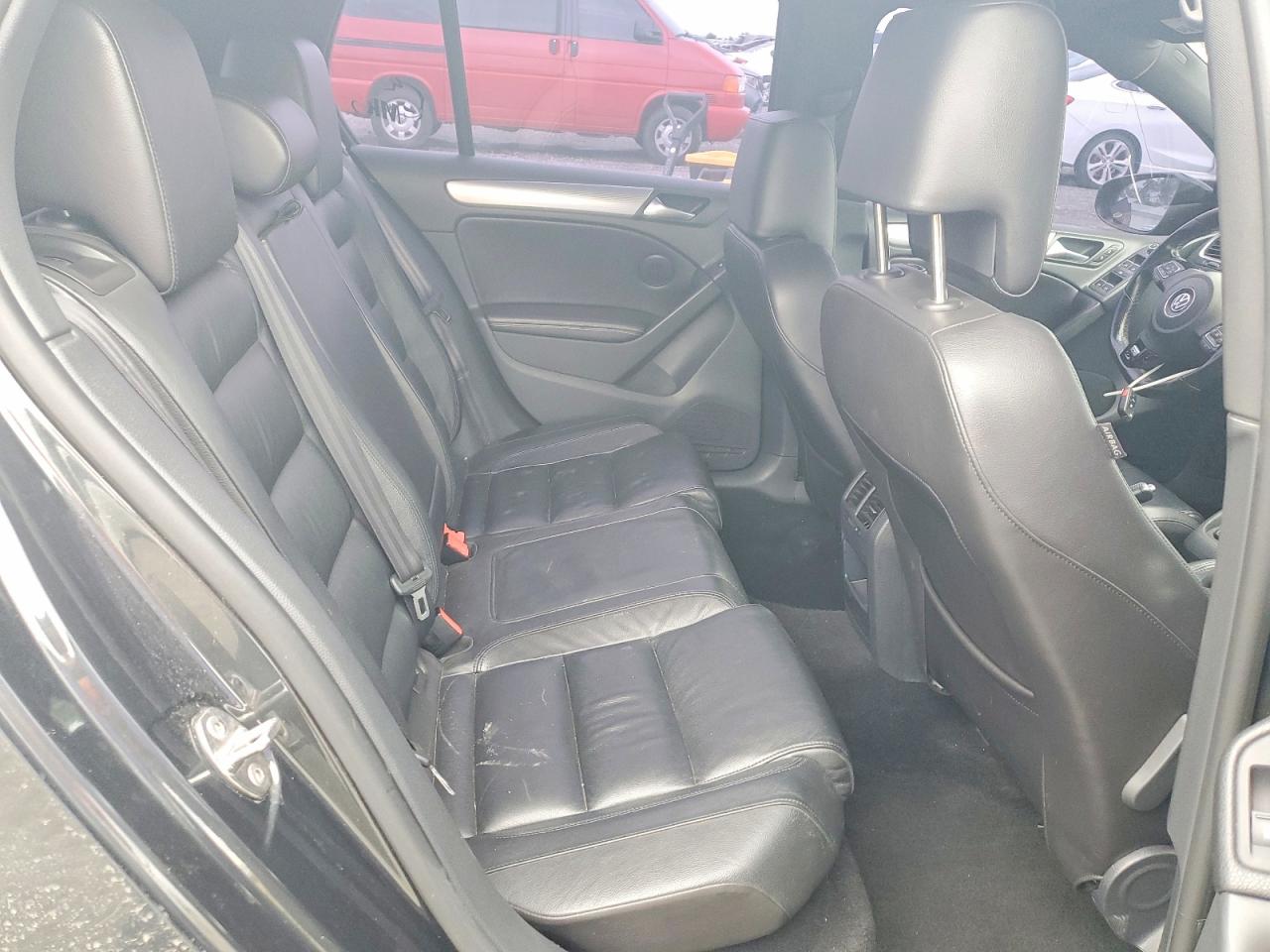 2013 VOLKSWAGEN GOLF
