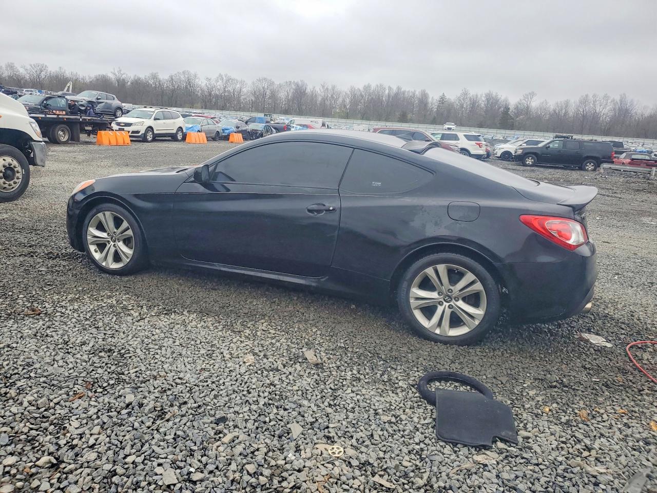 2010 HYUNDAI GENESIS