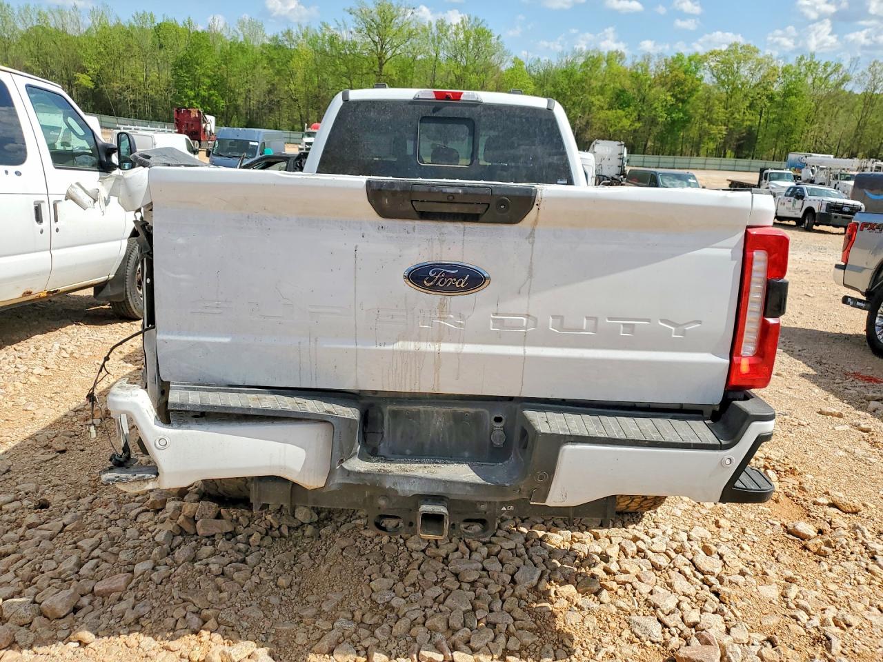 2024 FORD F350