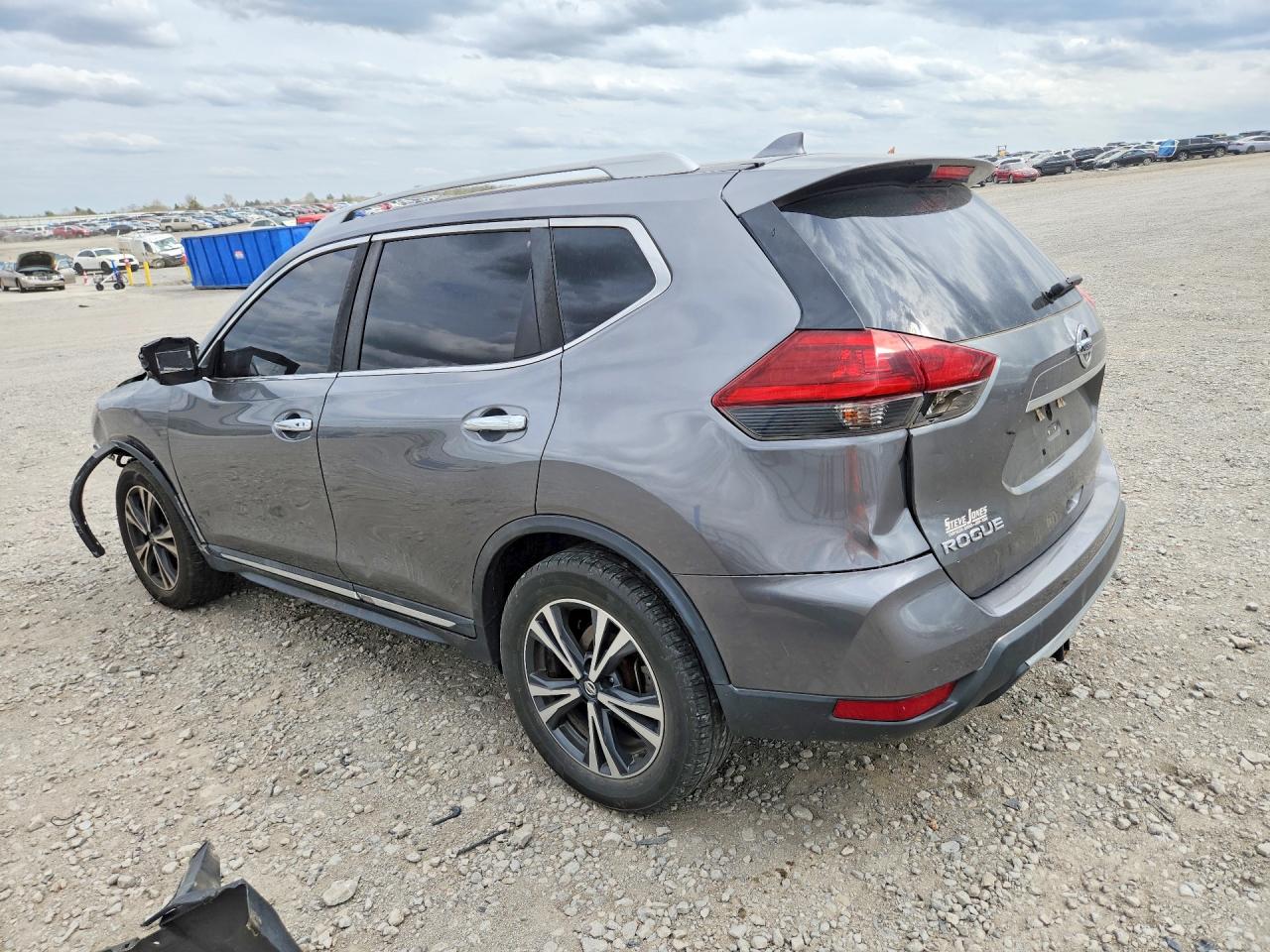 2018 NISSAN ROGUE