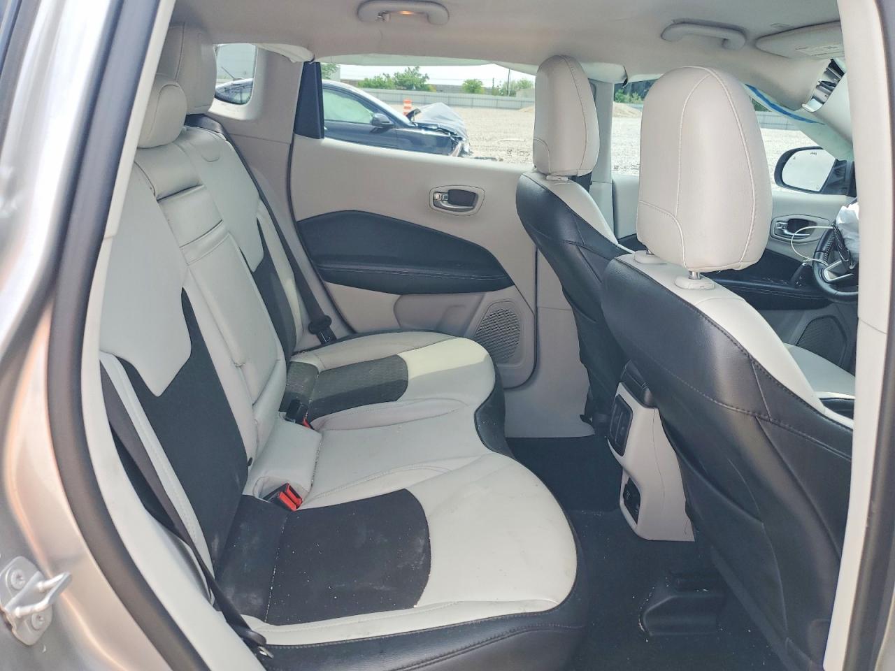2019 JEEP COMPASS