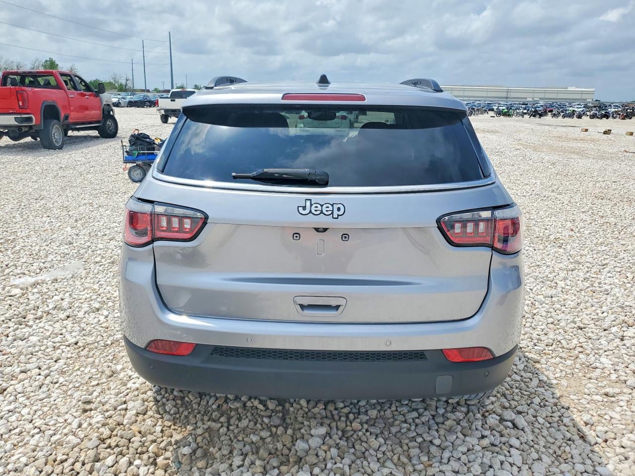 2019 JEEP COMPASS
