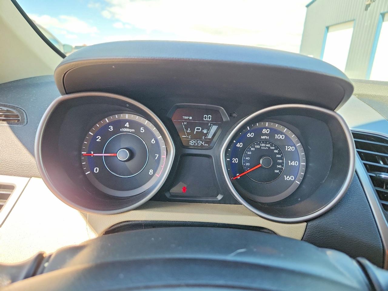 2015 HYUNDAI ELANTRA
