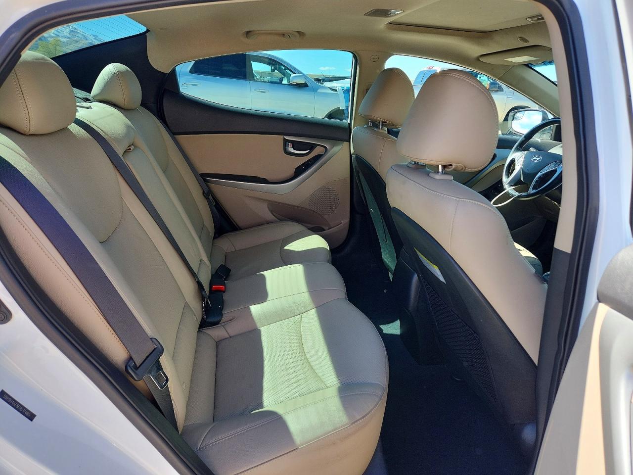 2015 HYUNDAI ELANTRA