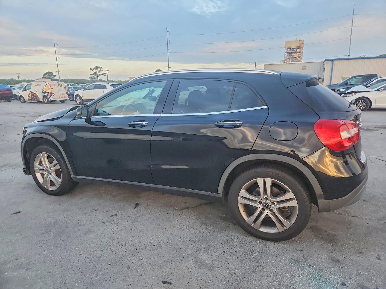 2018 MERCEDES-BENZ GLA-CLASS