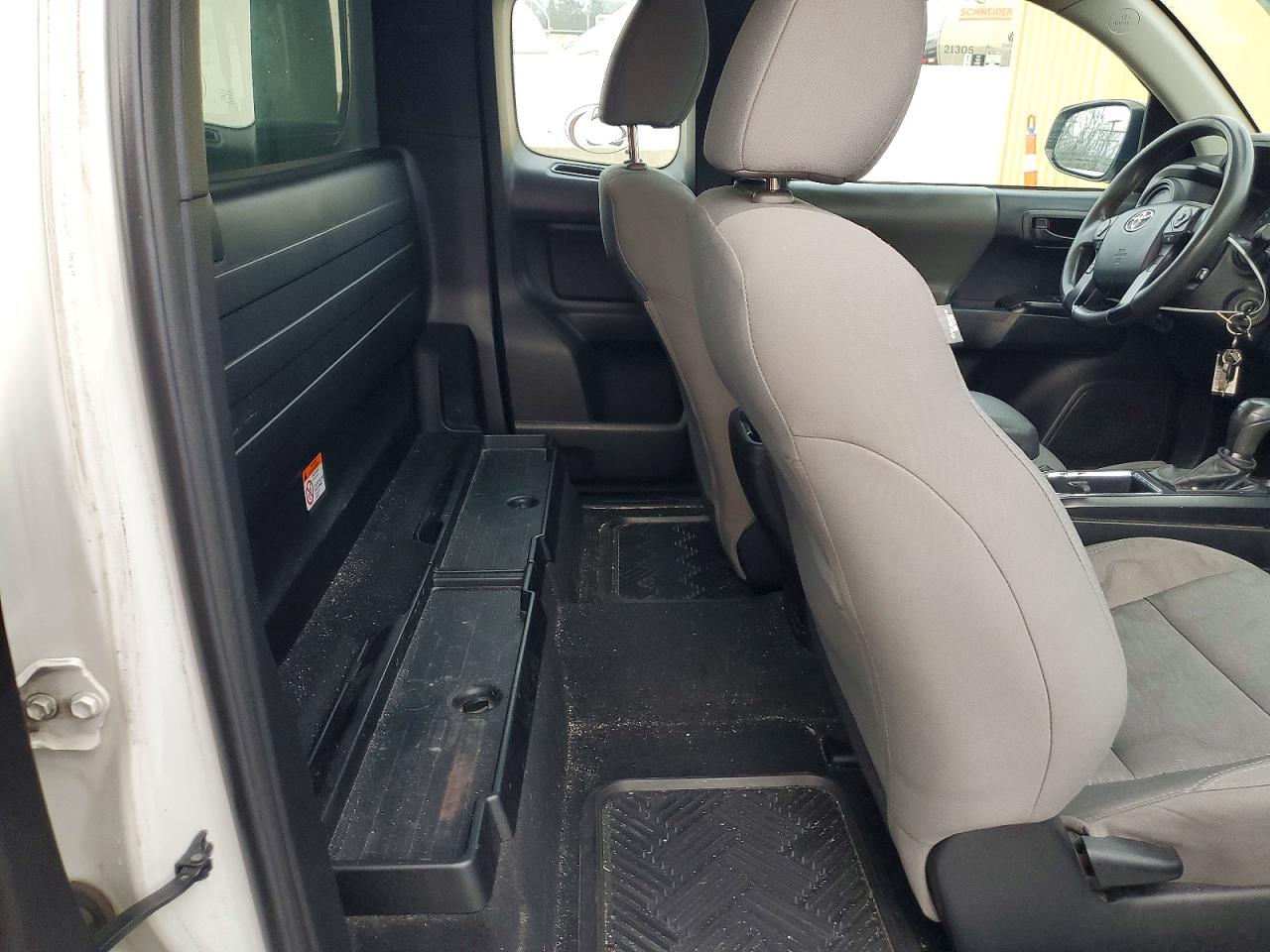 2018 TOYOTA TACOMA