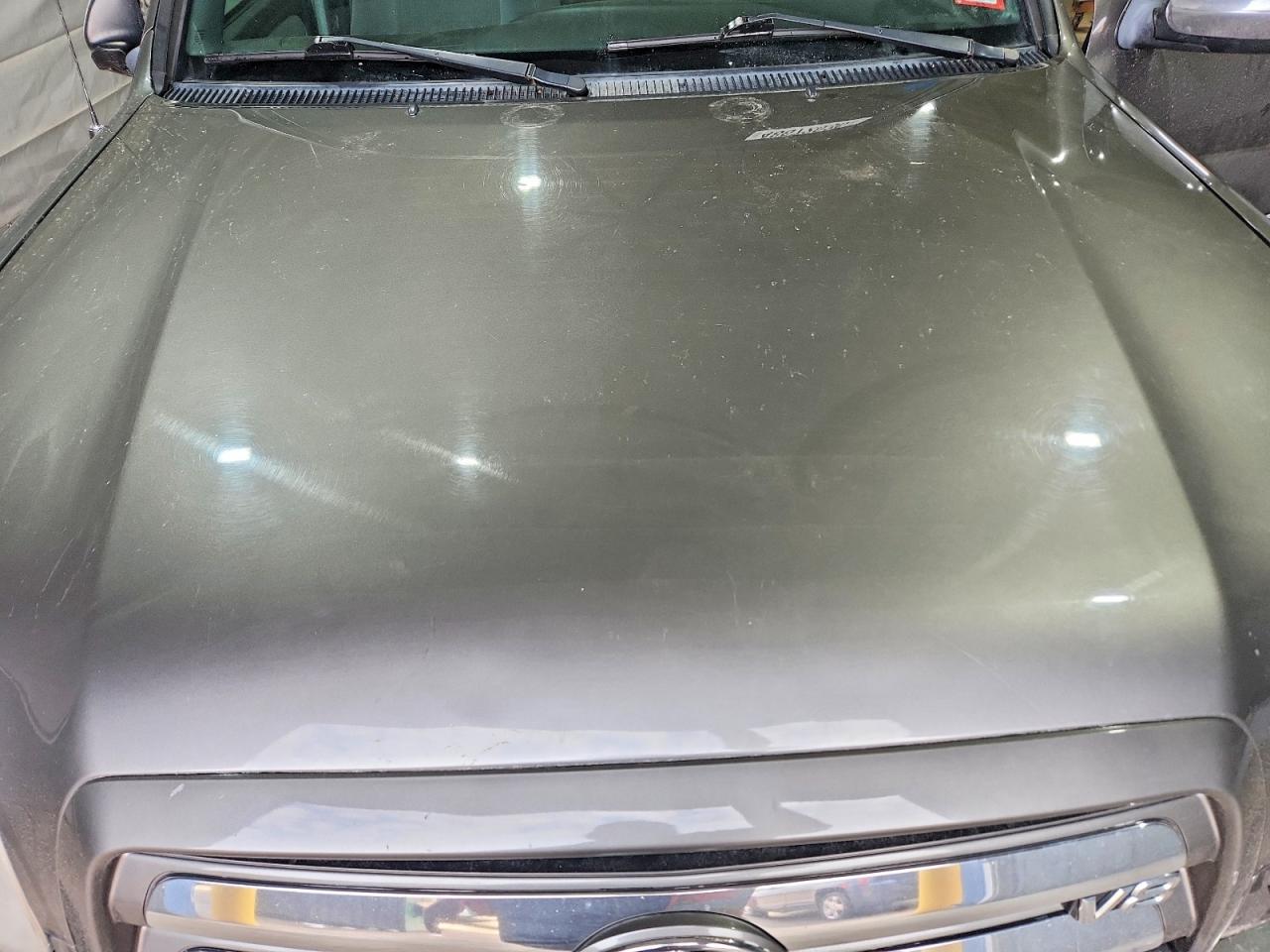 2004 TOYOTA TUNDRA