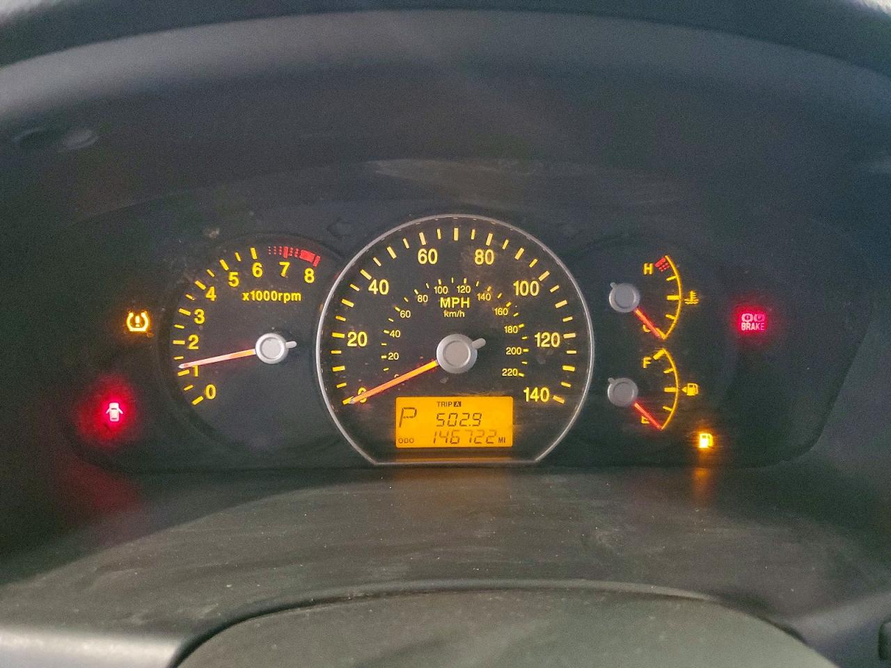 2008 KIA RONDO