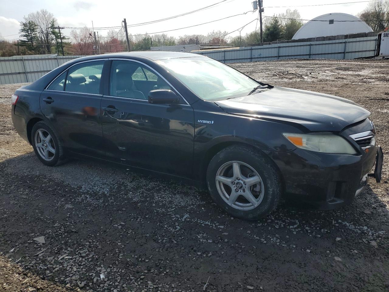 2011 TOYOTA CAMRY