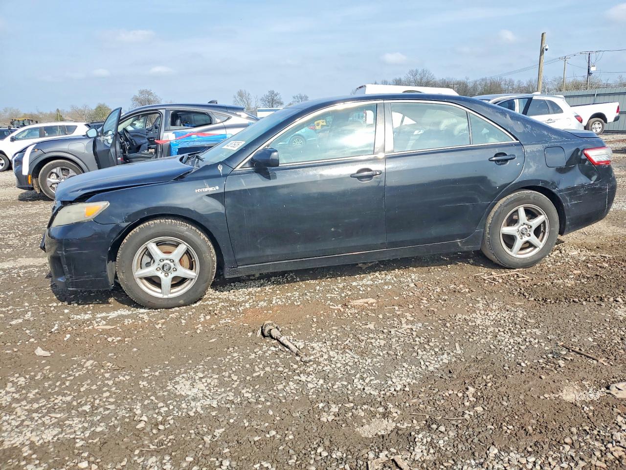 2011 TOYOTA CAMRY
