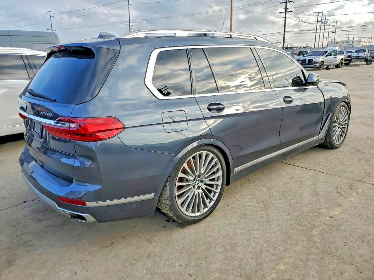 2019 BMW X7