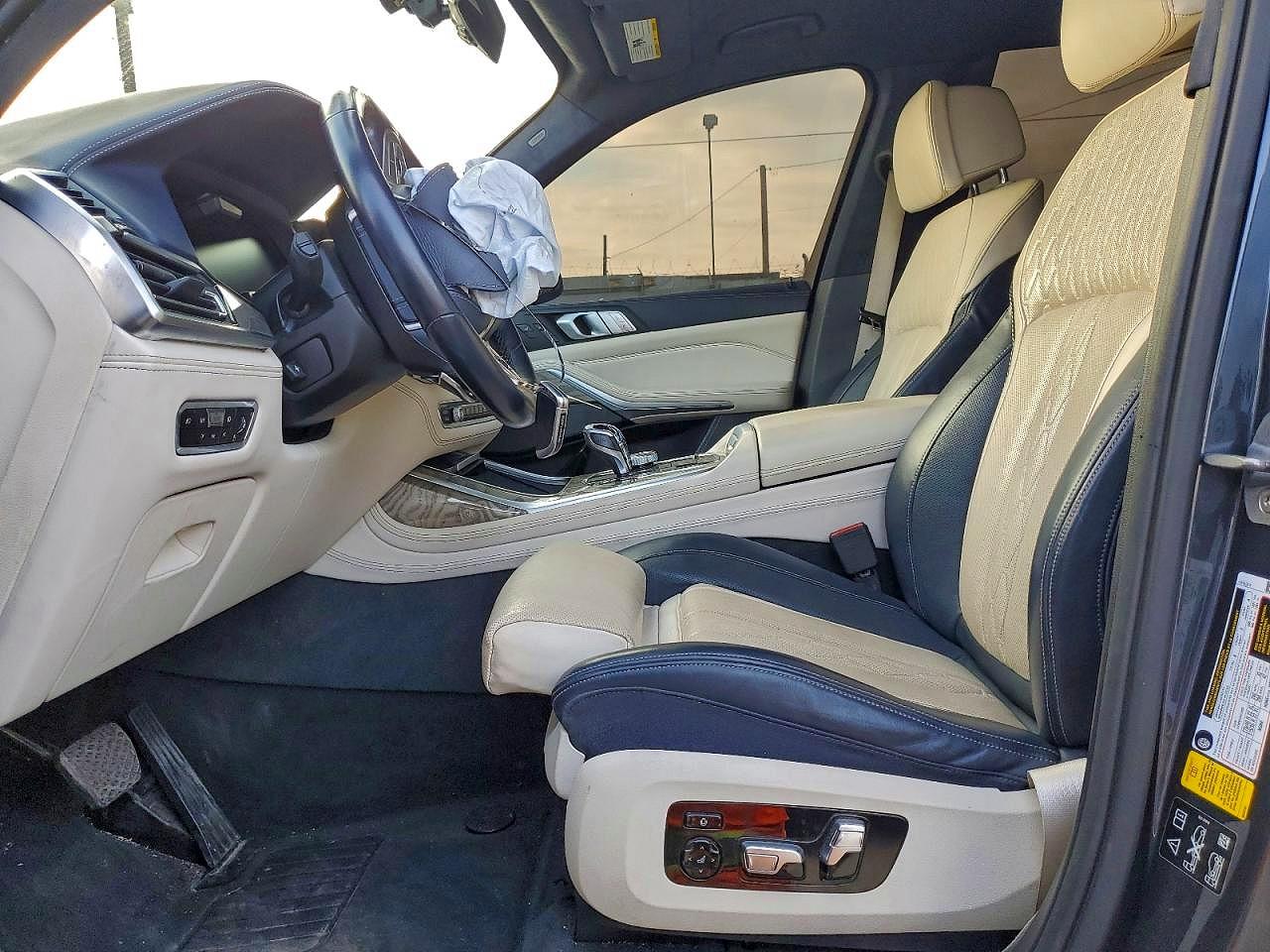 2019 BMW X7