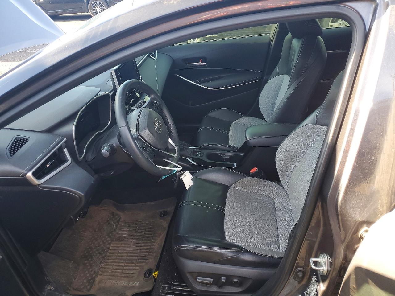 2022 TOYOTA COROLLA