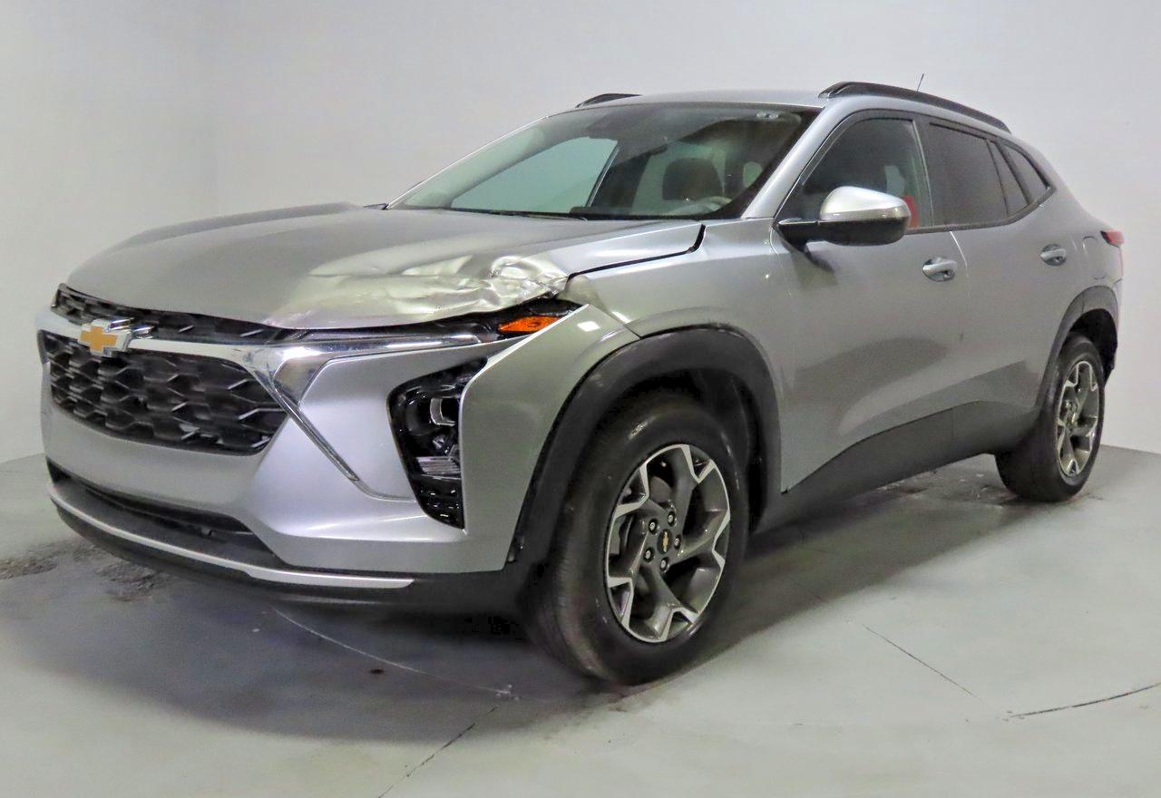 2025 CHEVROLET TRAX