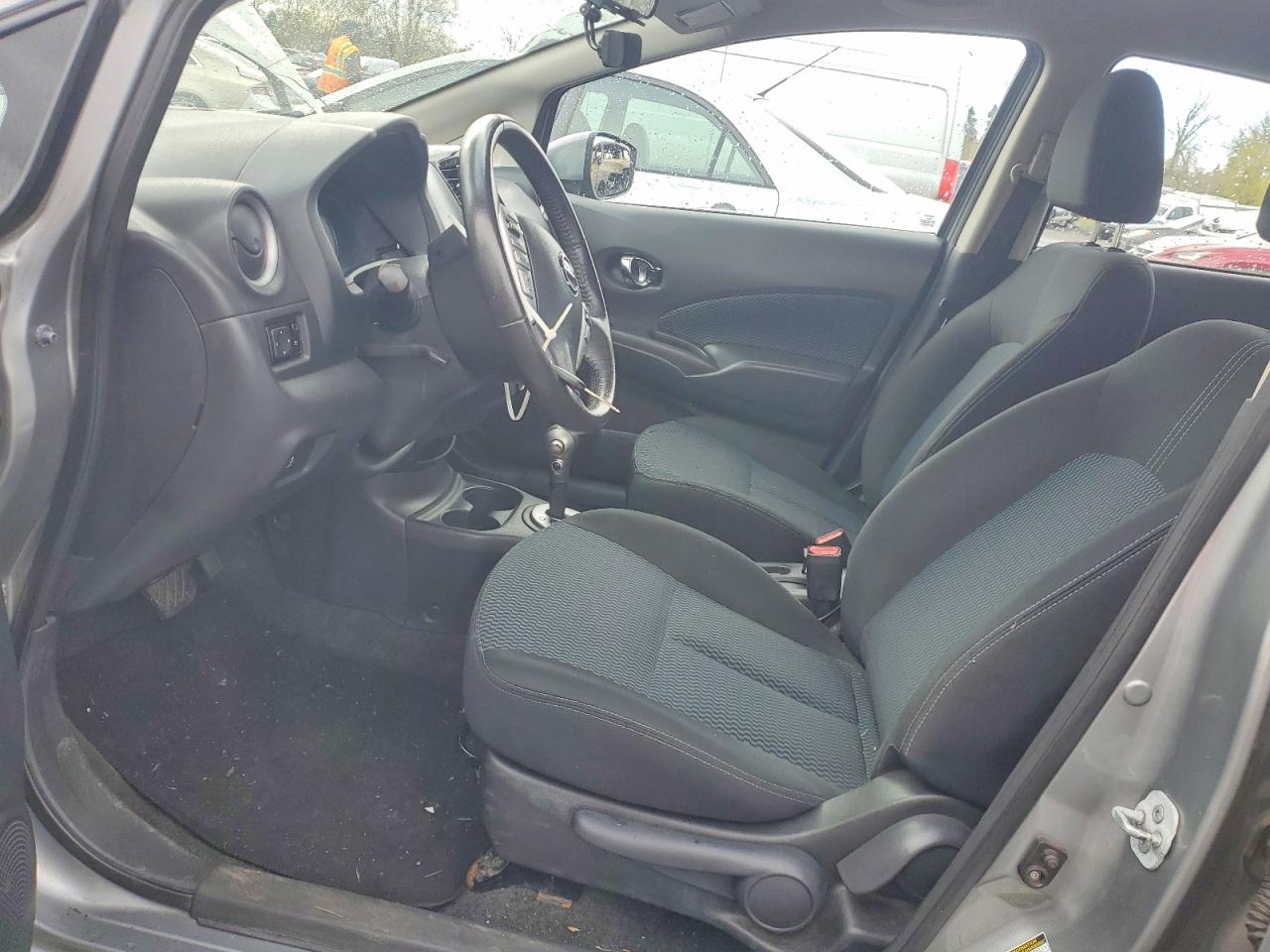 2015 NISSAN VERSA