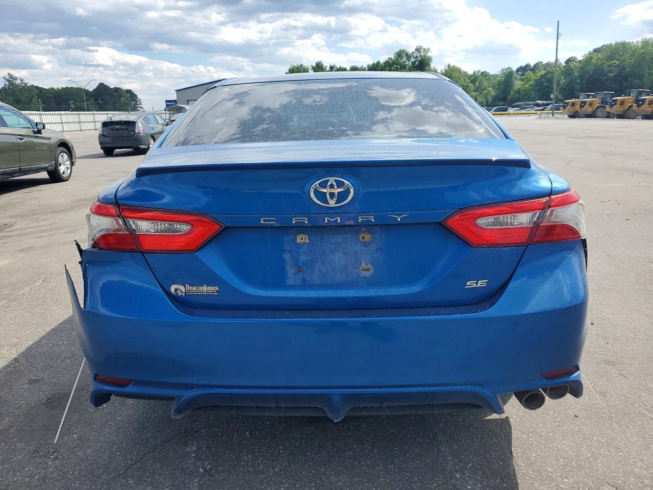 2018 TOYOTA CAMRY