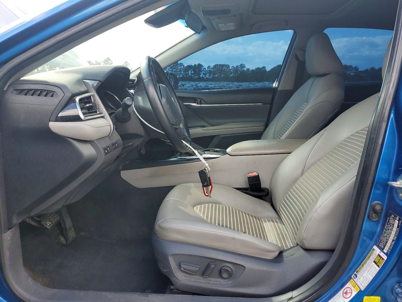 2018 TOYOTA CAMRY