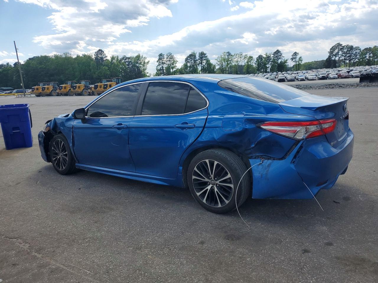 2018 TOYOTA CAMRY