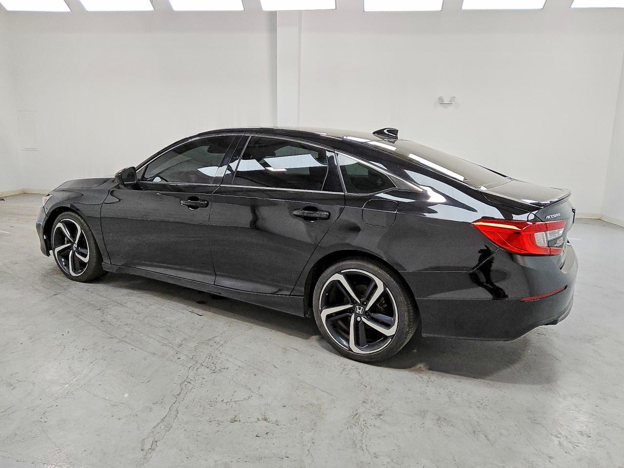 2019 HONDA ACCORD