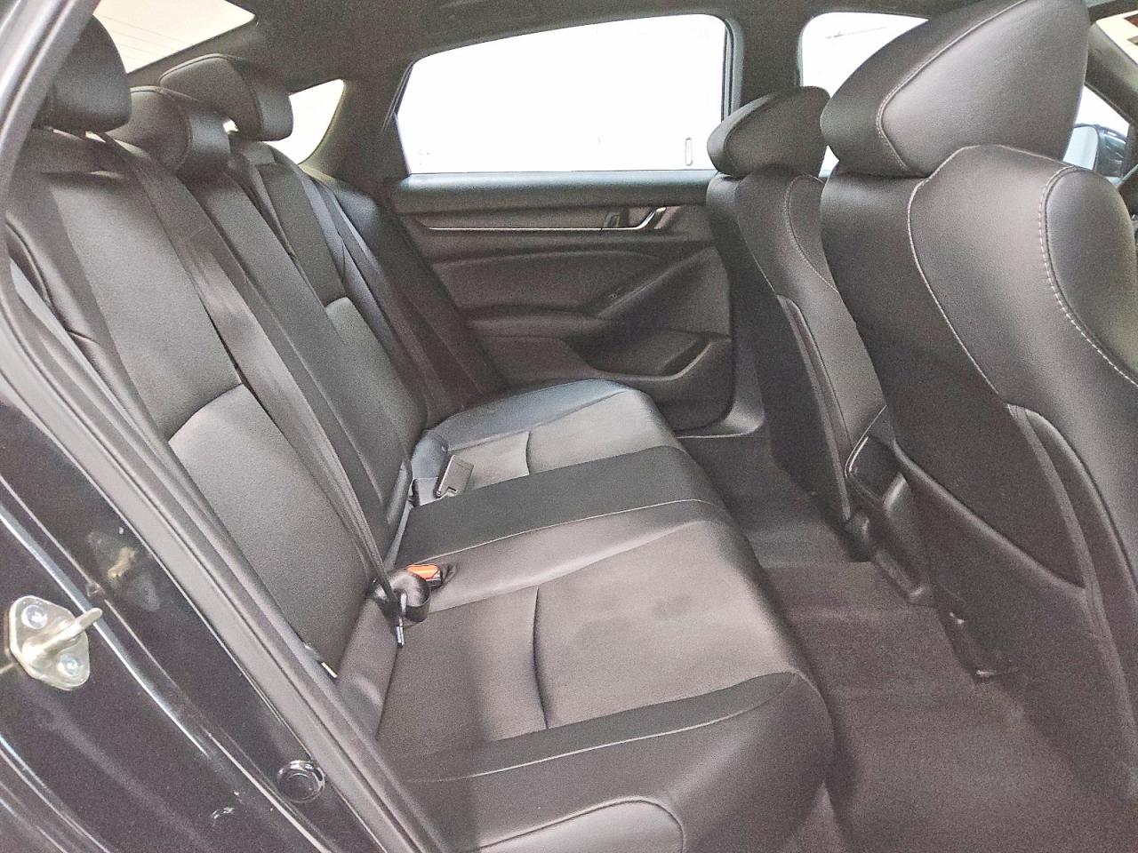 2019 HONDA ACCORD