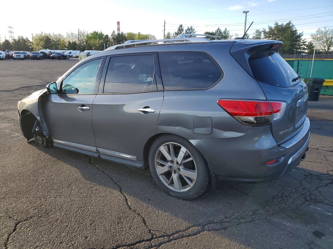 2015 NISSAN PATHFINDER