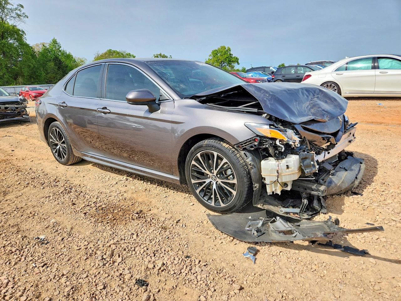 2018 TOYOTA CAMRY
