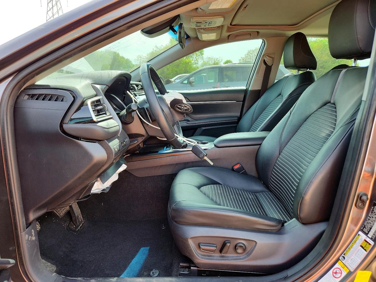 2018 TOYOTA CAMRY