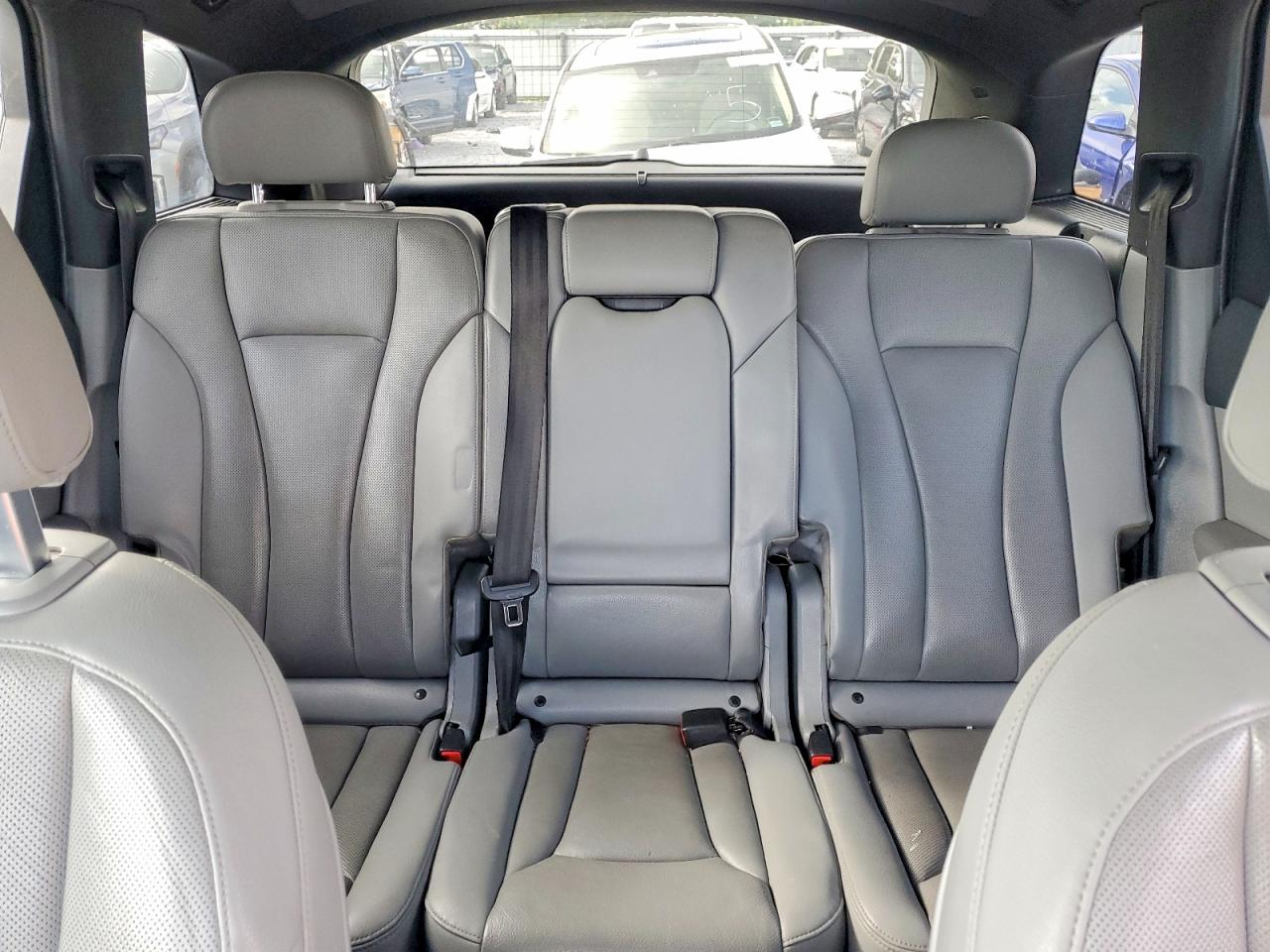 2018 AUDI Q7