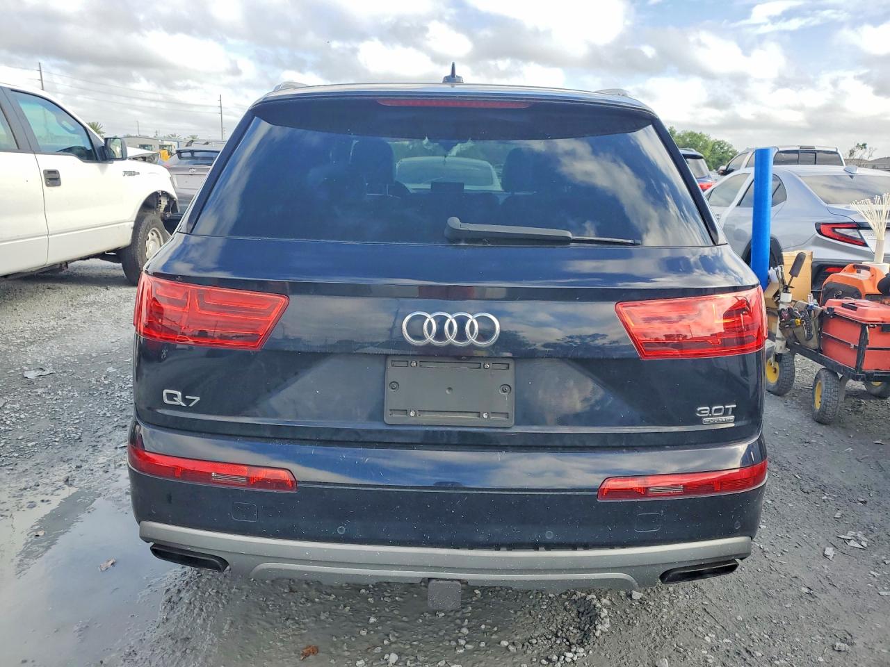 2018 AUDI Q7