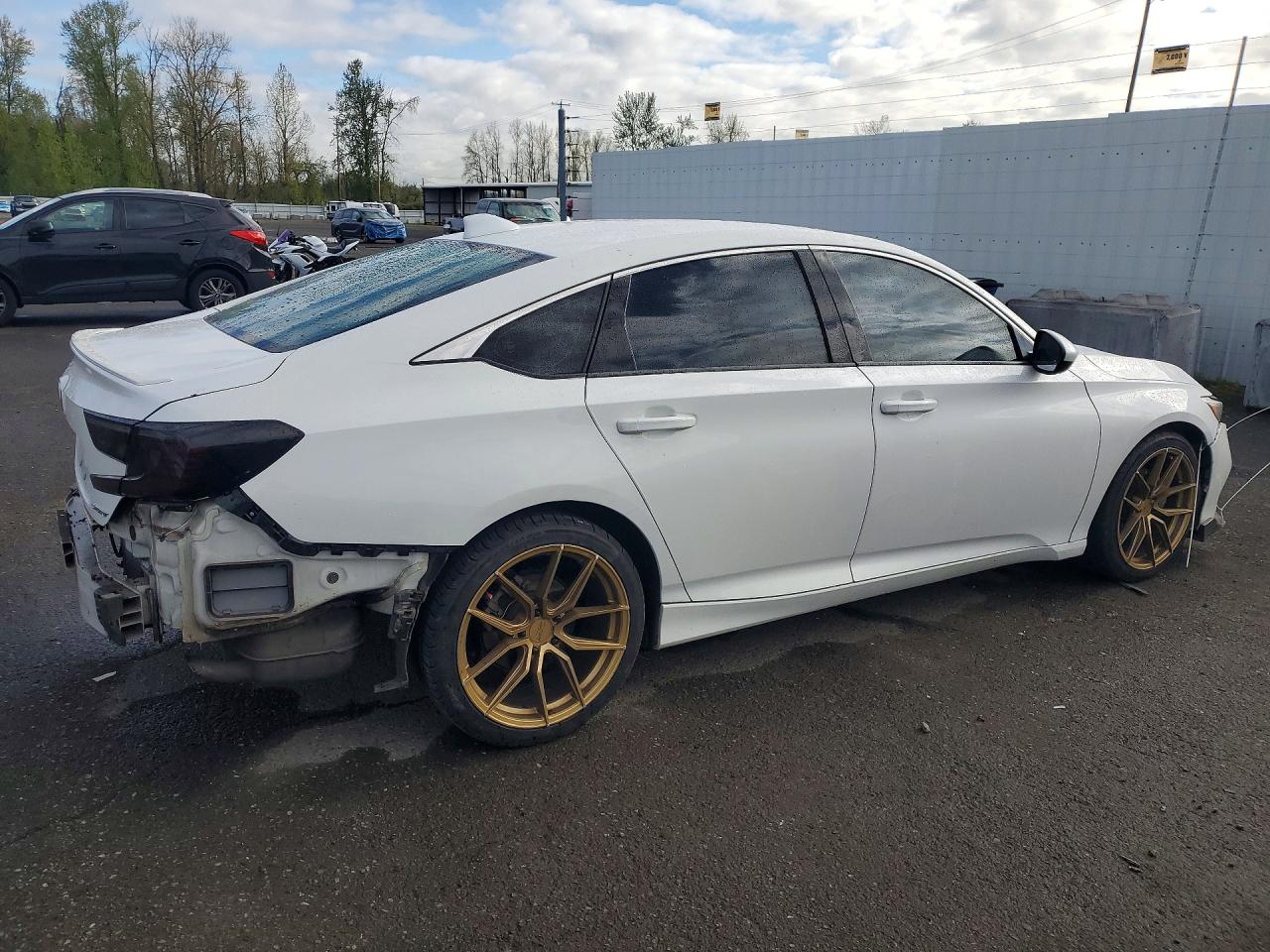 2019 HONDA ACCORD