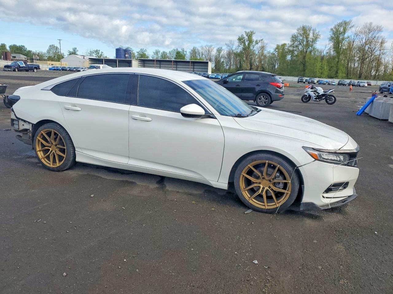 2019 HONDA ACCORD